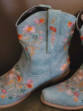 Light Blue Floral Embroidered Western Boots